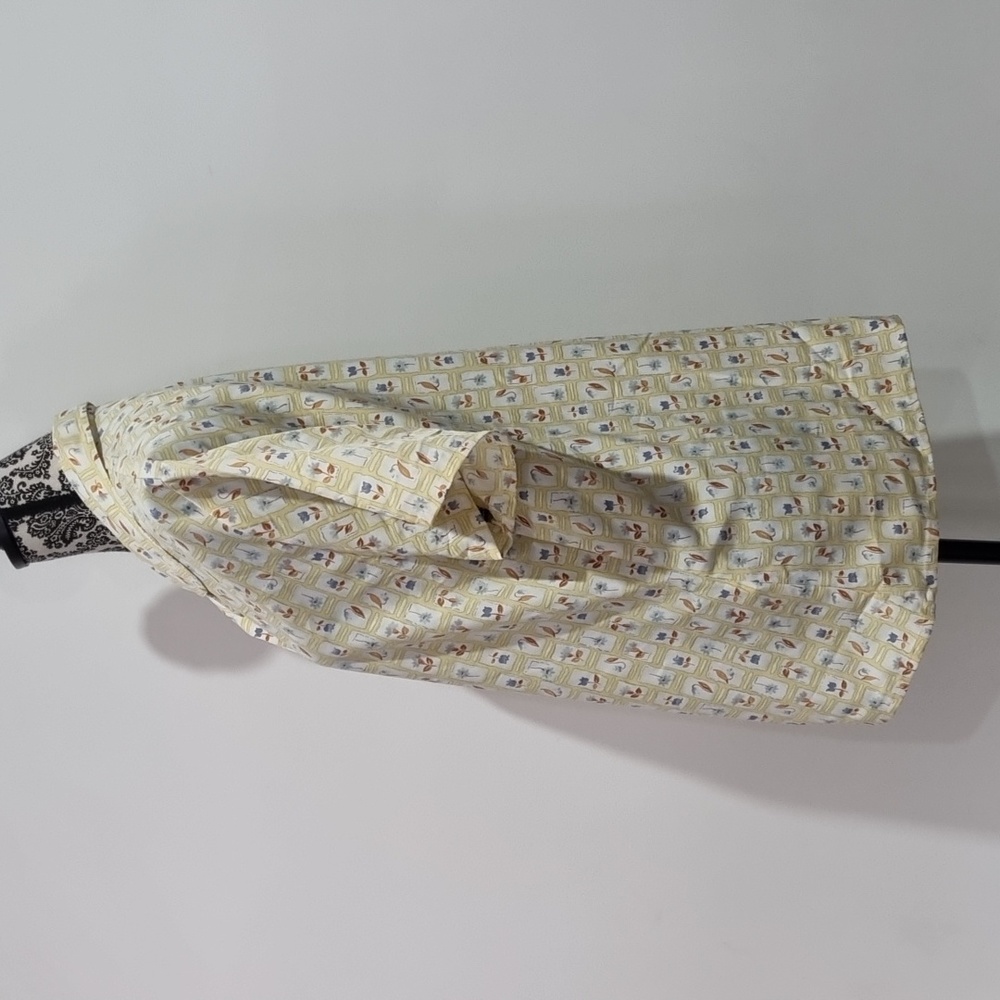 U&I, button-up top, pale yellow with floral print, size 16 - Picture 5 of 9